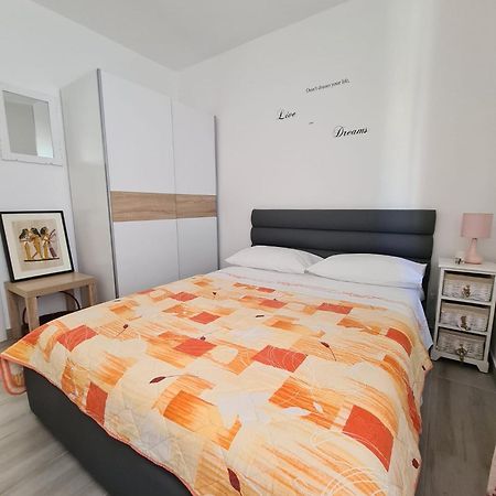 Apartman Varga Трогир Екстериор снимка