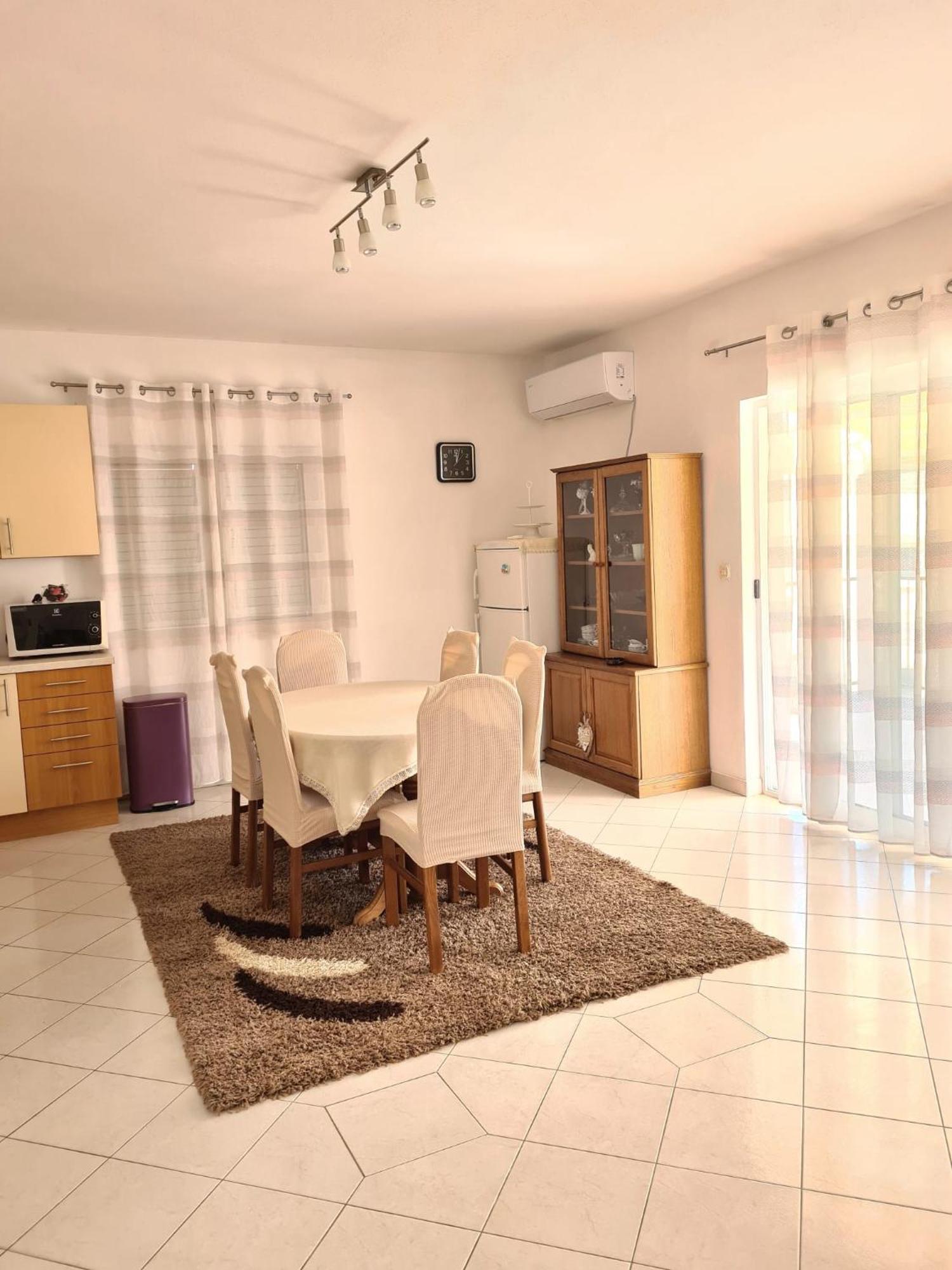 Apartman Varga Трогир Стая снимка