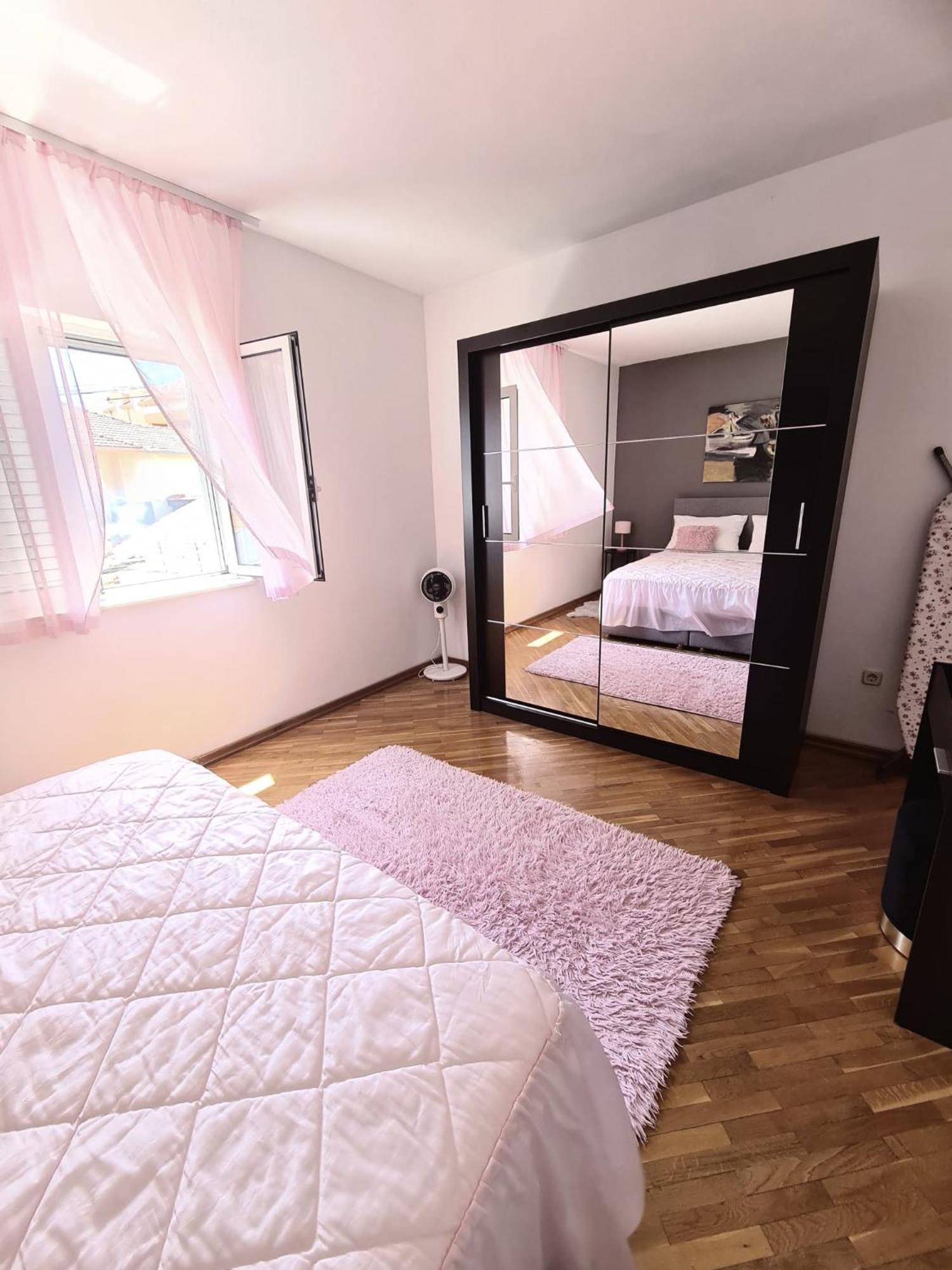 Apartman Varga Трогир Стая снимка