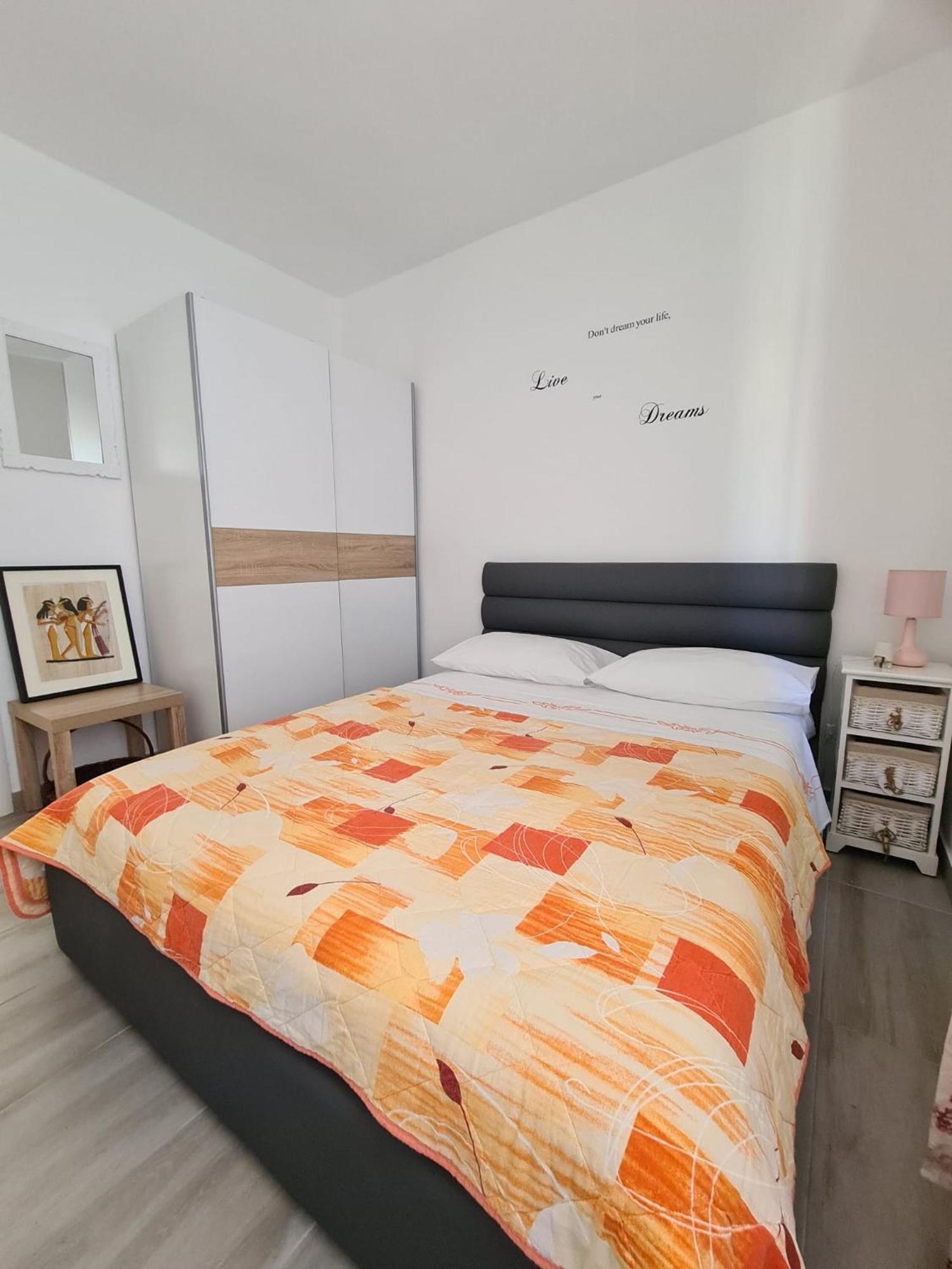 Apartman Varga Трогир Екстериор снимка